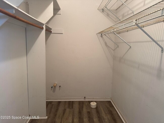 Building Photo - 459 Nikomas Way