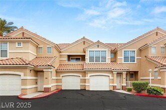 Building Photo - 5855 Valley Dr