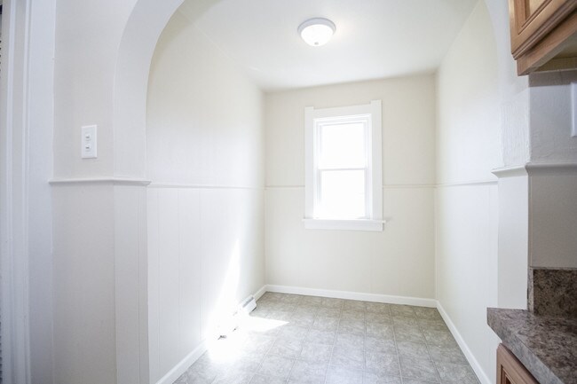 Building Photo - 306 E Northgate Pkwy