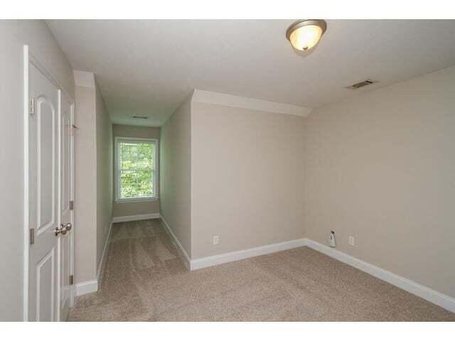 Building Photo - 309 Buxton Ln