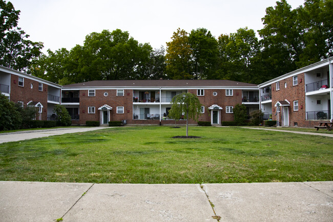 Building Photo - Chenango Courtyard