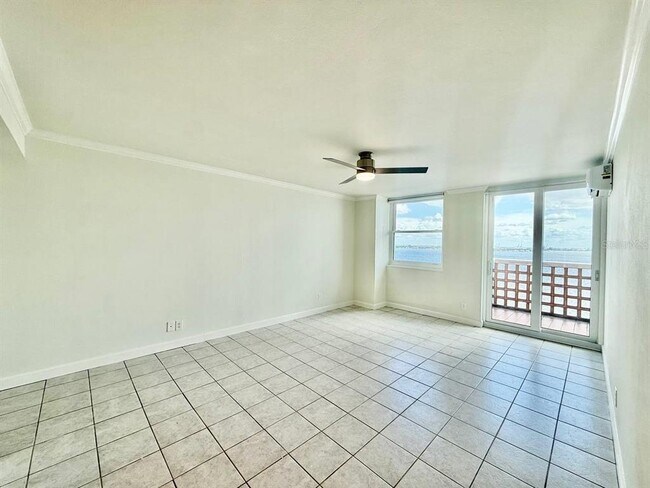 Building Photo - 4015 Bayshore Blvd