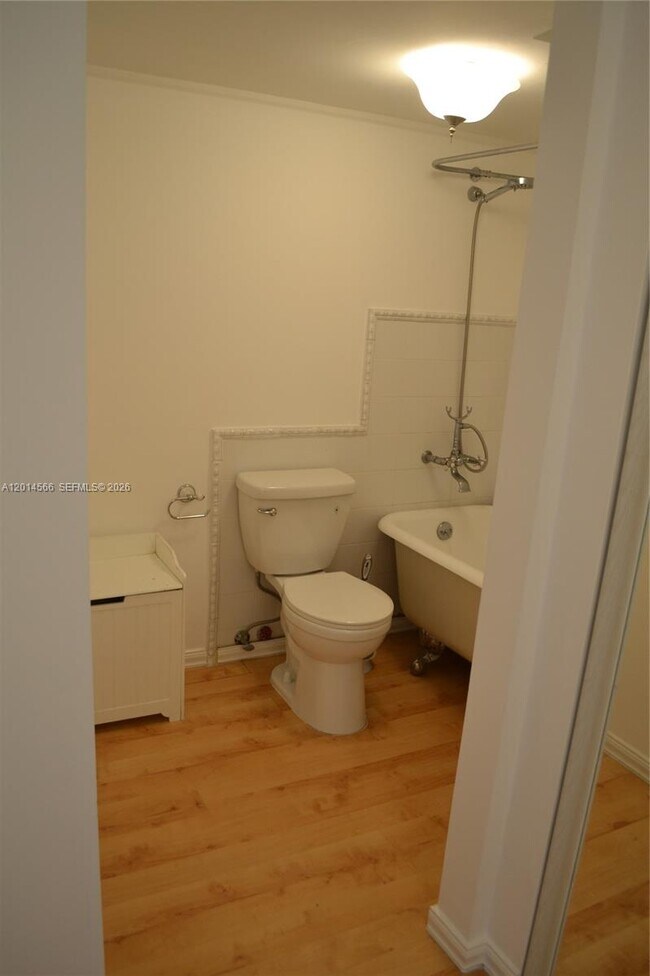 Building Photo - 255 Galen Dr
