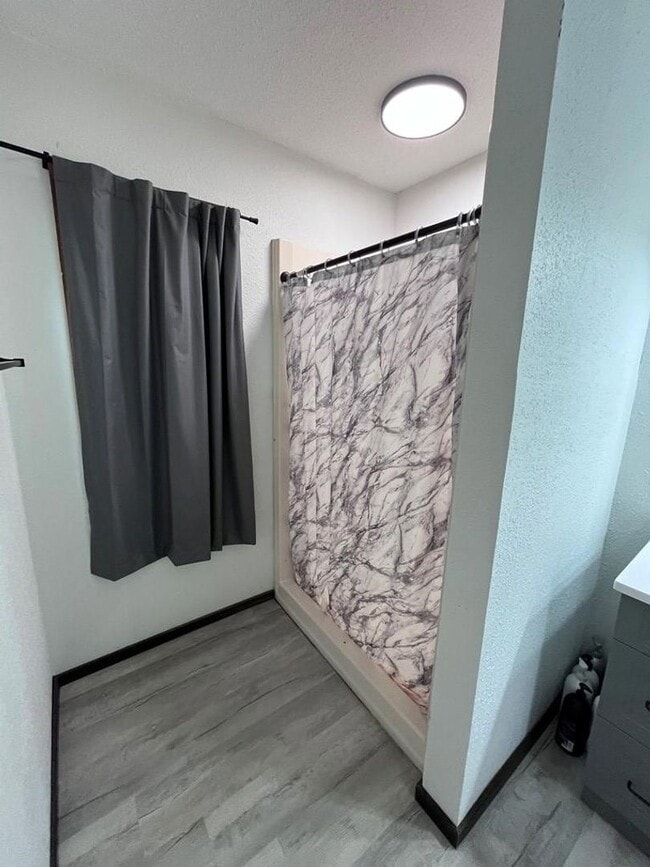 Building Photo - 4B/2B Home in Webster City $1,695.00