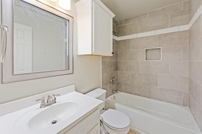 Building Photo - 21108 Derby Day Ave