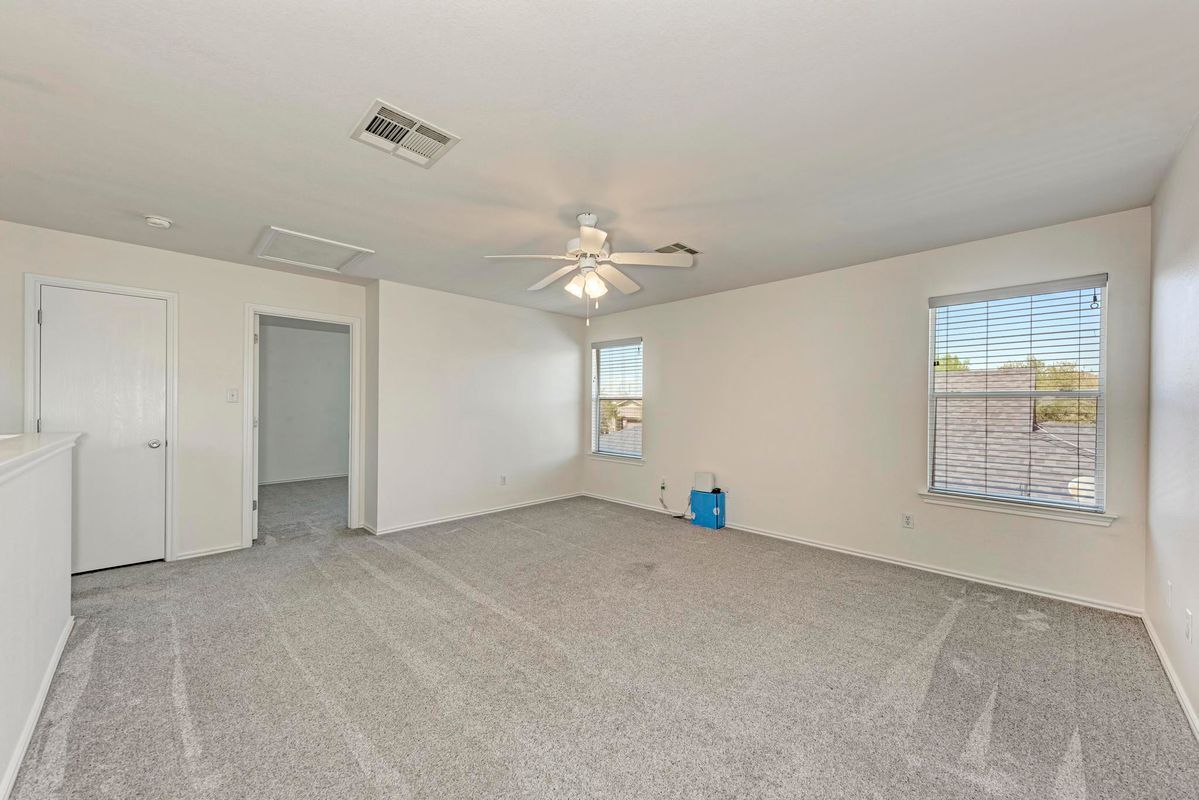 Building Photo - 12740 Bella Pkwy