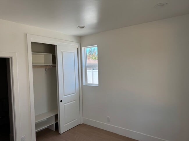 Building Photo - 677 Whyte Ave