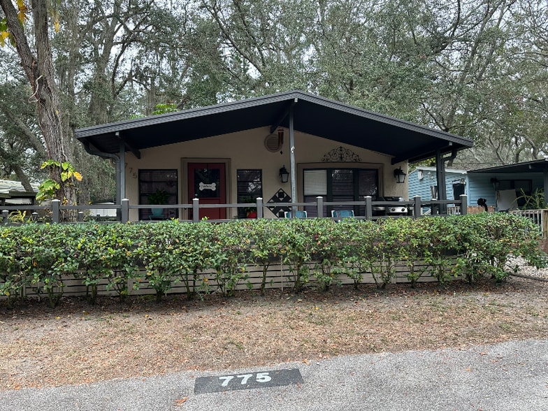 Building Photo - 3000 Clarcona Rd