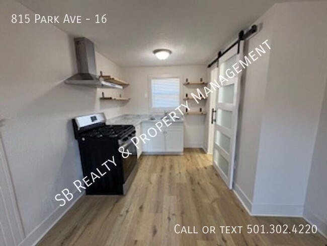 Building Photo - Cozy & Affordable Studio Apartment in Hot ...