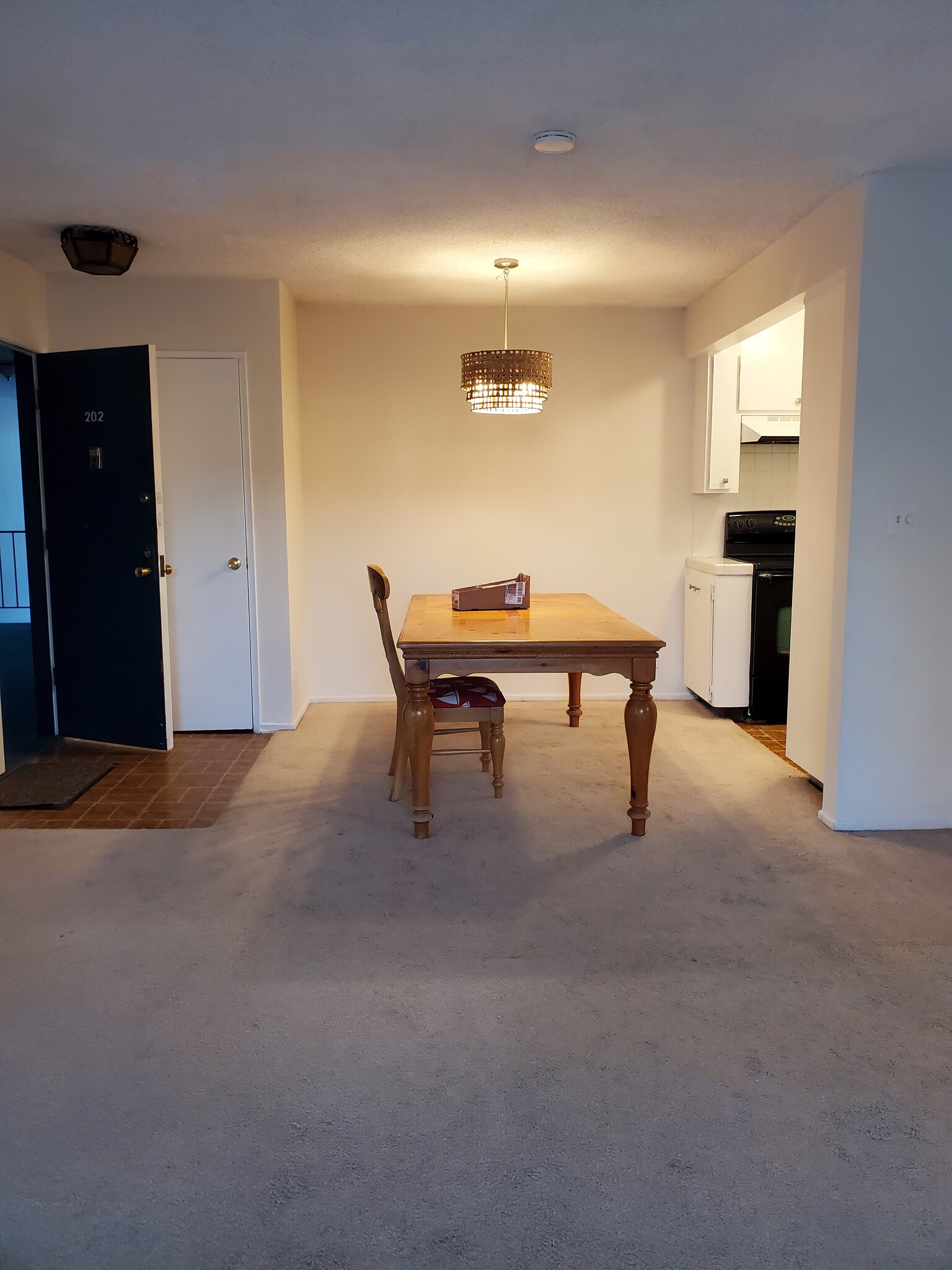 Dining Room - 6199 Canterbury Dr