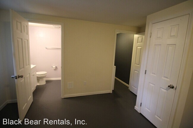 Building Photo - 1 br, 2 bath House - 424 Deaverview Road