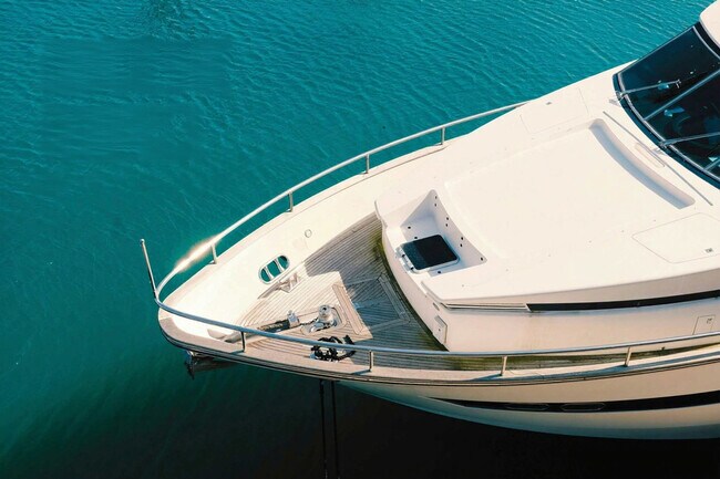 Building Photo - 3250 NE 1st Ave