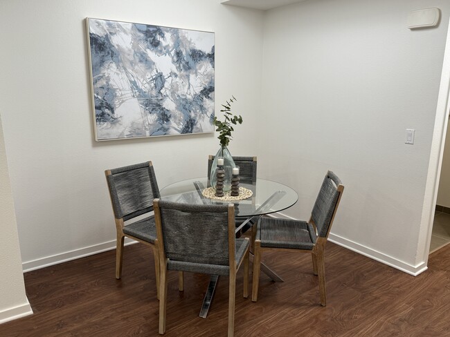 A welcoming dining area perfect for friendly gatherings. - 1655 N California Blvd