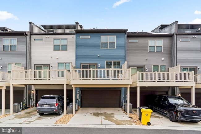 Building Photo - 311 Lentic Ln