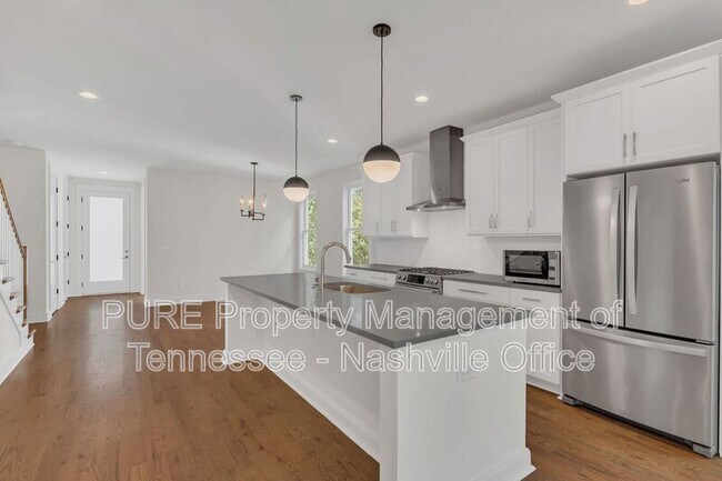 Building Photo - 1408 Edgehill Ave