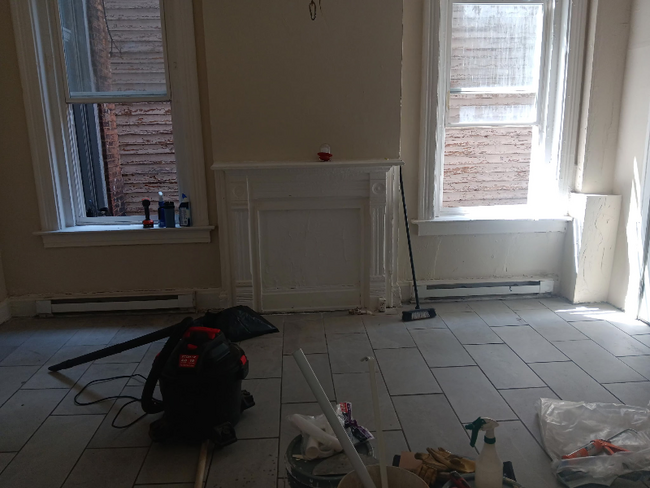 Building Photo - 2467 W McMicken Ave