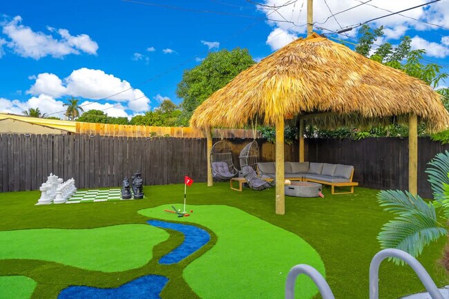 Building Photo - 18715 NW 10th Ct