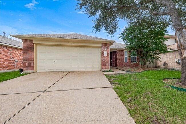 Building Photo - 17323 Thicket Hollow Ln