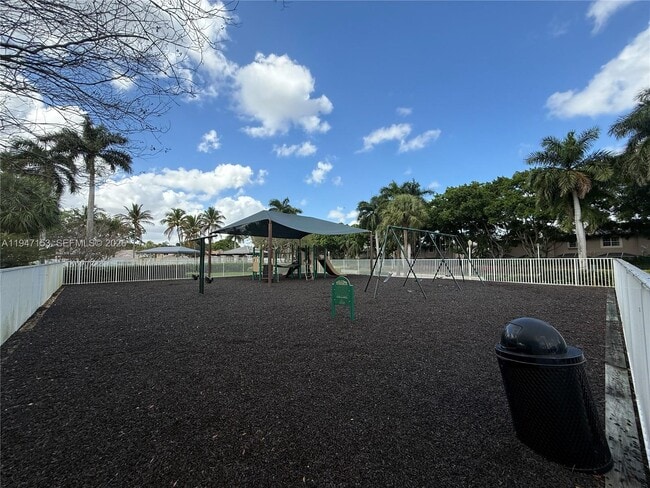 Building Photo - 1628 Salerno Cir