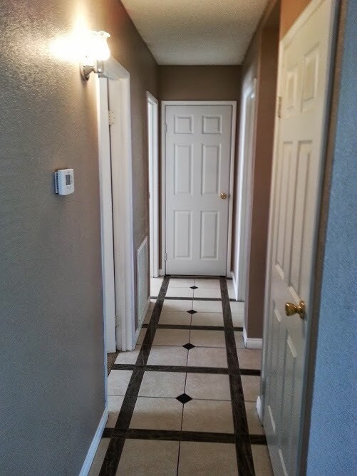 Building Photo - LOVELY 3 BEDROOM 1 BATH HOME! COME SEE TODAY!