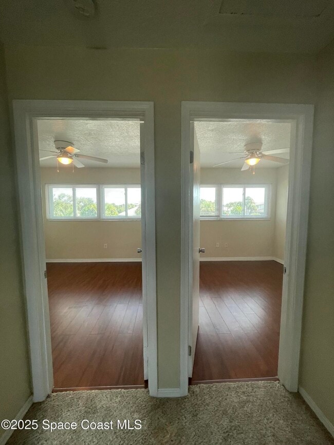 Building Photo - 503 Summerset Ct