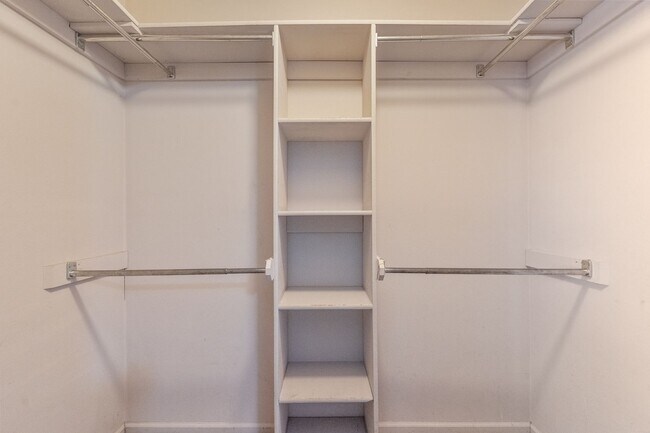 Building Photo - Great location in Sherwood