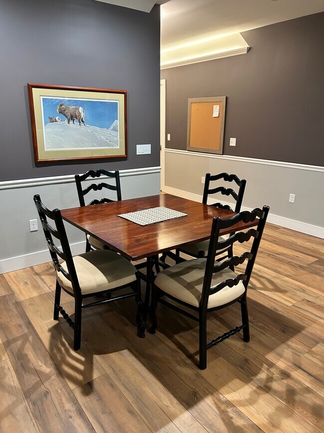 Dining area - 1388 Gray Dr
