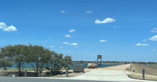 Building Photo - 17001 Borromeo Ave