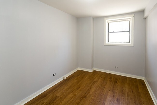 Building Photo - 4408 N Hazel St