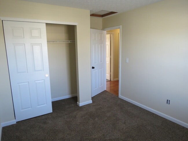 Building Photo - 4466 Catamaran Dr