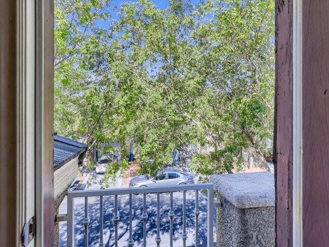 Building Photo - 8278 Annual Ridge St