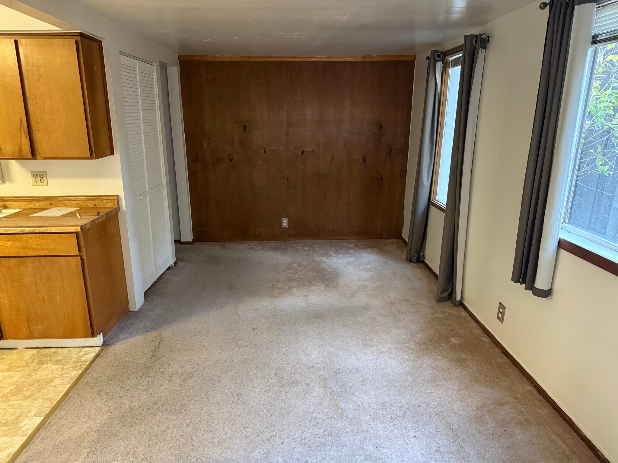 Building Photo - 7812 Lynch Rd