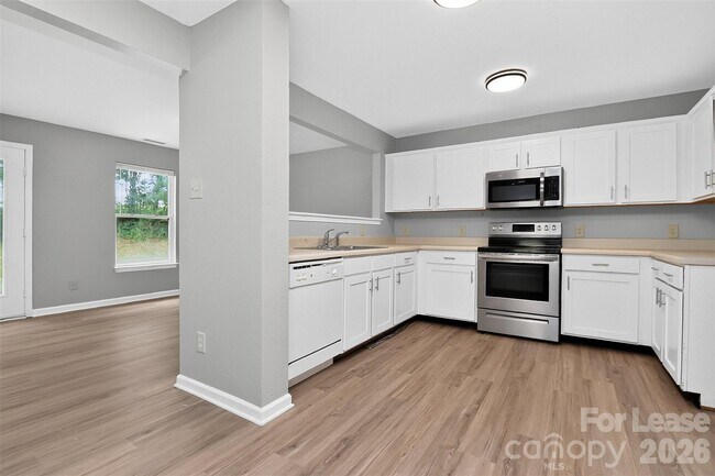 Building Photo - 7348 Mitzi Deborah Dr