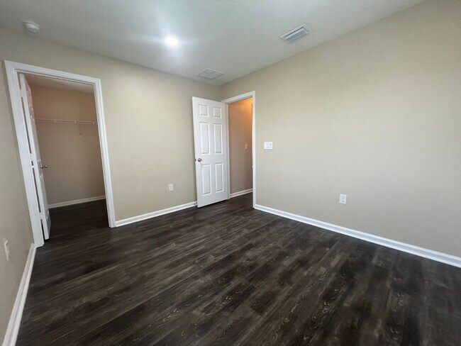 Building Photo - Stunning & Spacious  2 story home COMING S...
