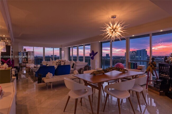 Building Photo - 16500 Collins Ave