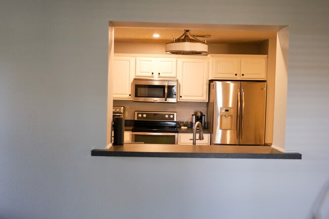 Building Photo - 4688 Posada Dr