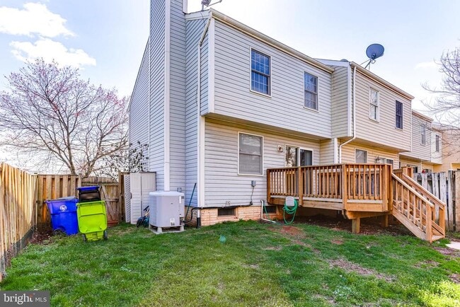 Building Photo - 6388 New Haven Ct