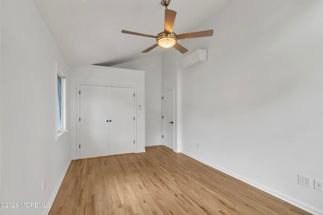 Building Photo - 14 Copperfield Ct