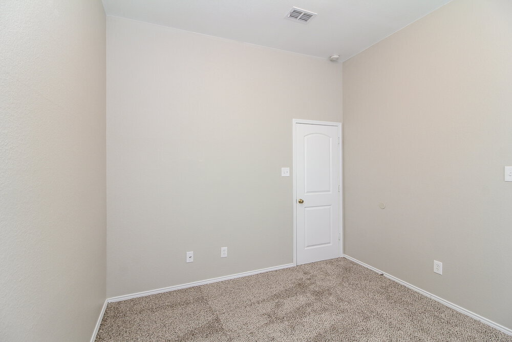 Building Photo - 709 Gillon Dr