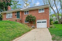 Building Photo - 3 BD 3 BA Mid-century Ranch in Arlington