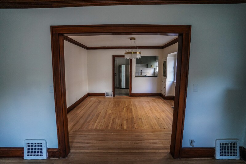 Building Photo - 11416 Clifton Blvd