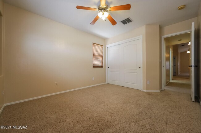 Building Photo - 10489 Bonpland Willow Dr