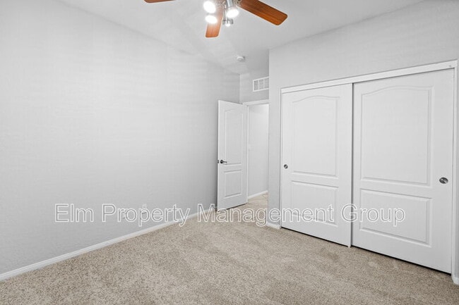 Building Photo - 10073 White Mulberry Dr