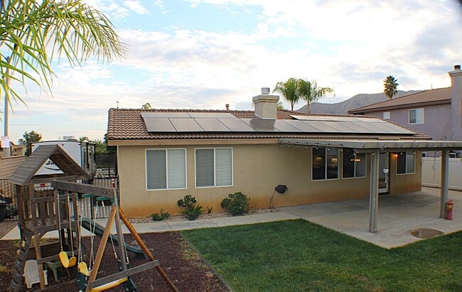 Building Photo - Single-Story Beauty with RV Parking in Nor...