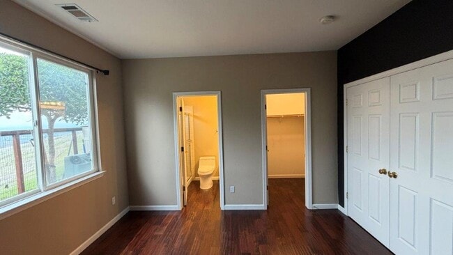 Building Photo - Concord! Beautiful Crystal Ranch home, 5 bedroom 3.5 baths, 3200 sq ft.