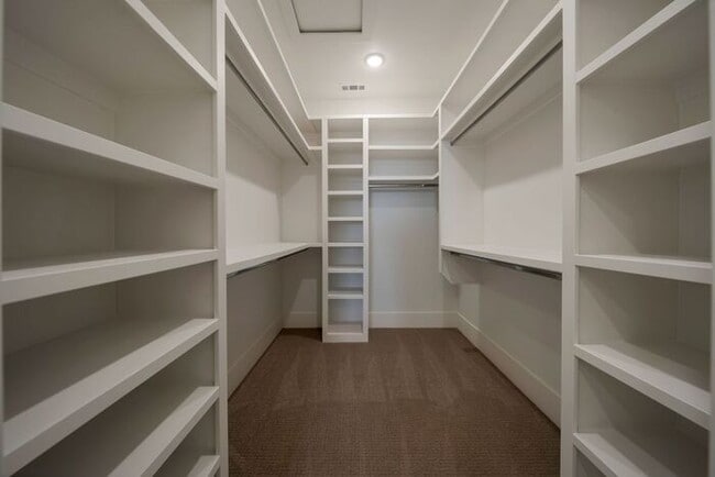 Building Photo - SPECTACULAR VIEWS, MIL APT, BRAND NEW MOUN...