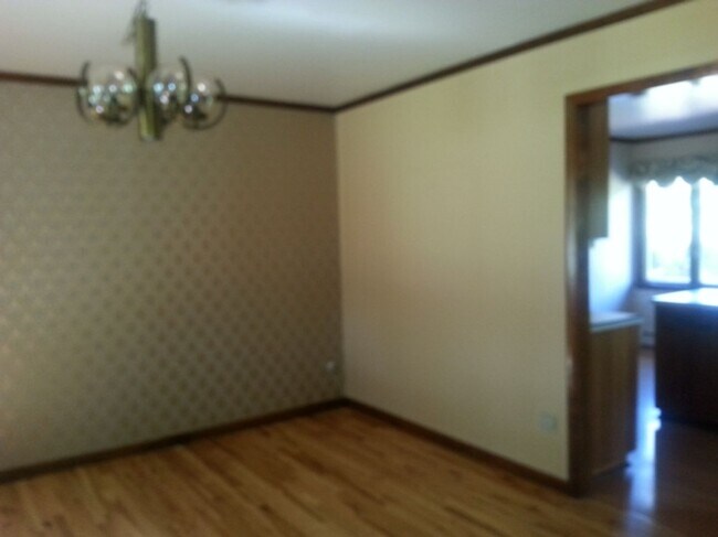 Building Photo - Beautiful Ranch-Style Home with Finished Basement & Huge Fenced Yard