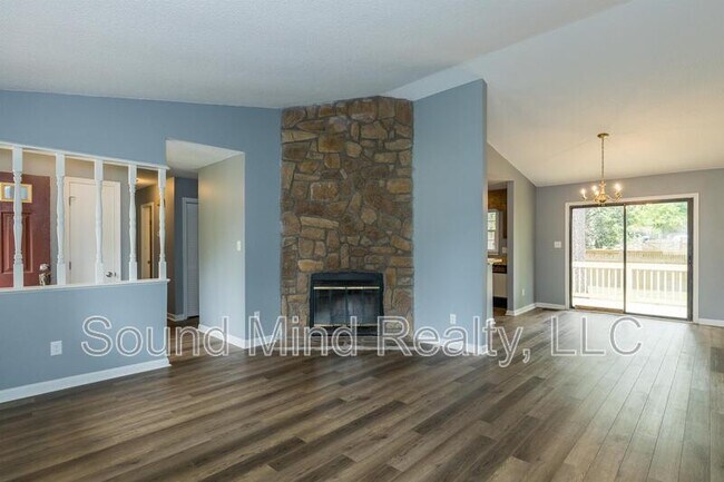 Building Photo - 8221 Rocky Ct