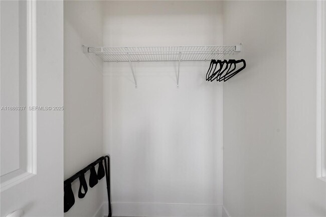 Building Photo - 8167 NW 41st St