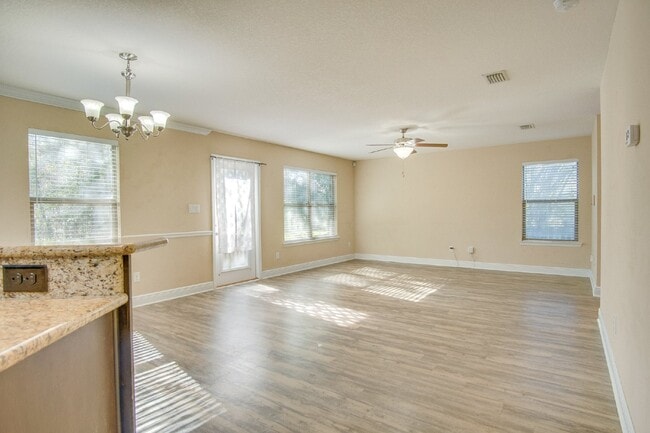 Building Photo - Modern 4BR/3BA Home Near NAS Pensacola – $500 Off Deposit for Qualified Active Duty Military – Pr...